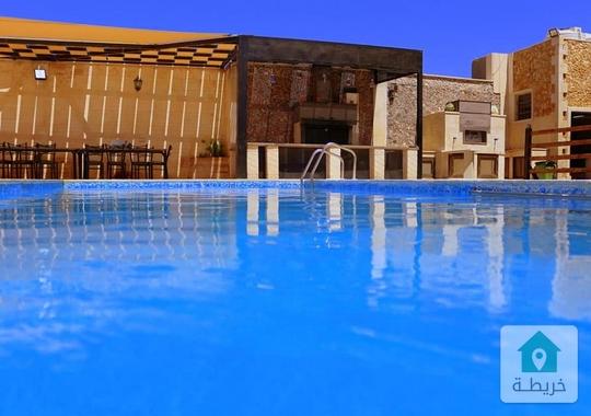 شاليه فاخر في بيرين للبيع يبعد عن العلوم التطبيقية ربع ساعة