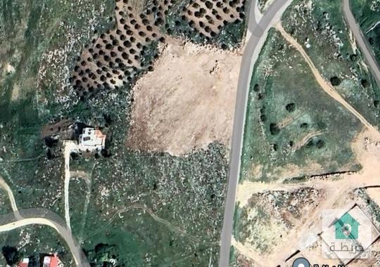 ارض في عنيبة /جرش مطلة للبيع من المالك مباشرة 
