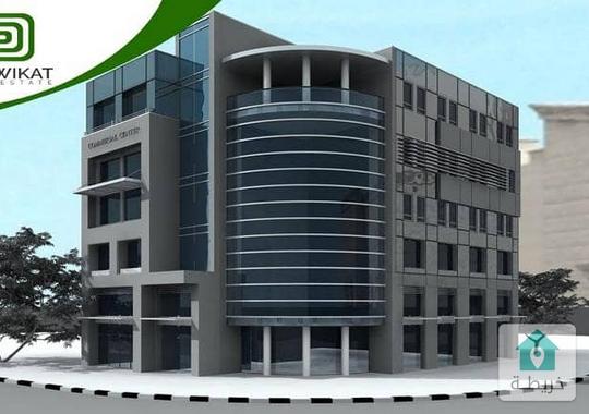 مجمع تجاري للبيع في شارع مكة  مجمع جبر مساحة الارض 740م ومساحة البناء 1300م