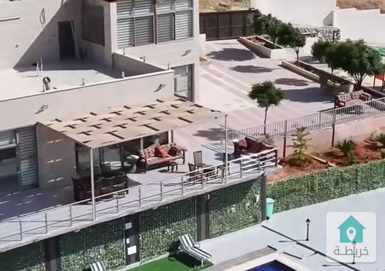 مزرعه 5 دونم وشاليه طابقين 250 متر أحدث المواصفات للبيع خلف جامعة جرش بسعر مميز 250 الف