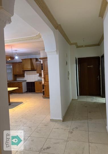 شقه للبيع من المالك مباشره في افضل منطقه في جبل الزهور