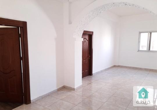 شقة طابق أرضي للإيجار  جبل اللويبدة قرب دوار باريس مدخل مستقل