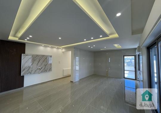 شقة فخمة جديدة بتشطيبات مميزة 158م2 بسعر مغري