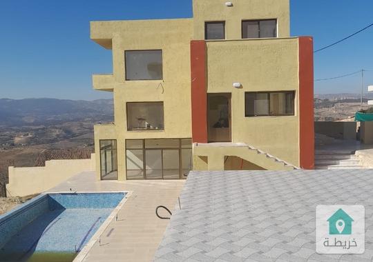 شاليه ذات اطلاله رائعه للبيع في جرش منطقة الكفير 