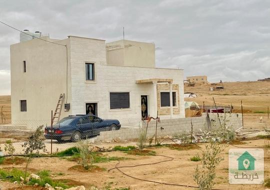 بيت للبيع في زيزيا 