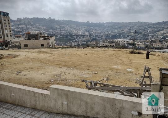 ارض في مرج الحمام