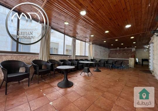 شقة ارضية مفروشة للايجار ام السماق مساحة 170م مع مسبح وترس 100م سوبر ديلوكس