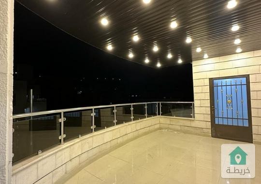 شقه طابق اول مساحه 183م للبيع بشفا بدران الكوم جديده مع تدفئه غاز راكبه للبيع بسعر 88 الف 0796974924