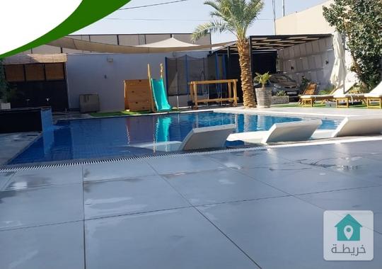 شاليه للبيع في الغورمنتجع البحيرة البحر الميت مساحة البناء 200م ومساحة الارض 660م ومساحة الحديقة 30