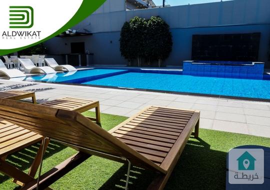 شاليه فاخر للبيع في اجمل مواقع البحر الميت منتجع البحيرة مساحة الارض 650م والبناء 195م