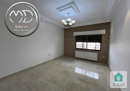 شقة للبيع الرونق مساحة 150م طابق ثاني اطلالة جميلة بسعر مميز جدا