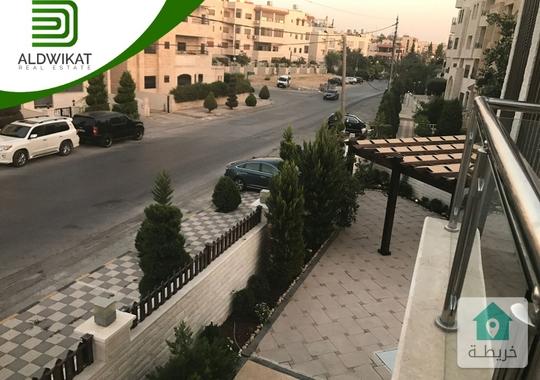 فيلا للبيع في الصويفية  خلف المدارس الامريكية مساحة البناء 280م ومساحة الارض 400م ومساحة الحديقة 20