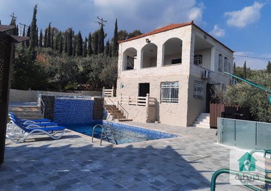 شاليه للايجار خصوصيه كامله  جرش  المجدل مطل على سد الملك طلال