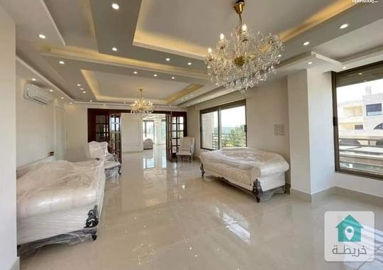 شقه طابقيه سكن خاص للبيع باطلاله جميله جدا قريبه ع السيتي مول و مكه مول الموقع مميز في حي خاص 