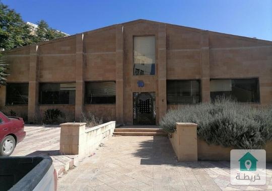 بناء تجاري مميز للبيع في اللويبدة الشمالي