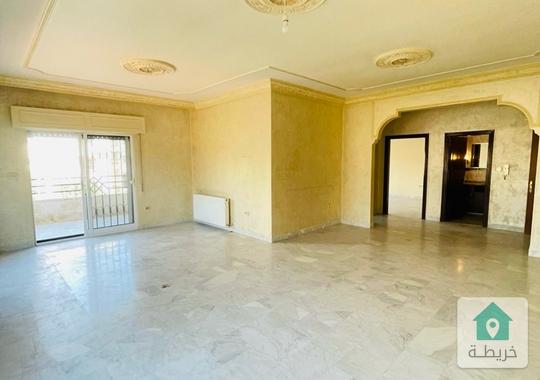 شقة للبيع في اجمل مناطق خلدا / ام السماق بالقرب من مدارس المعارف وستي مول.