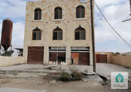 قطعة أرض للبيع ماركا المغيرات مقام عليها بناء للبيع صناعات باحكام خاصة 