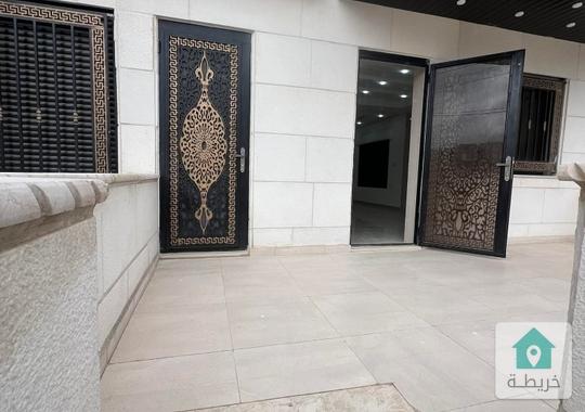 شقه فخمه ارضيه بالجبيهه للبيع مساحه 165م داخلي و50م خارجي للببع بسعر 89 الف ت 0796974924 