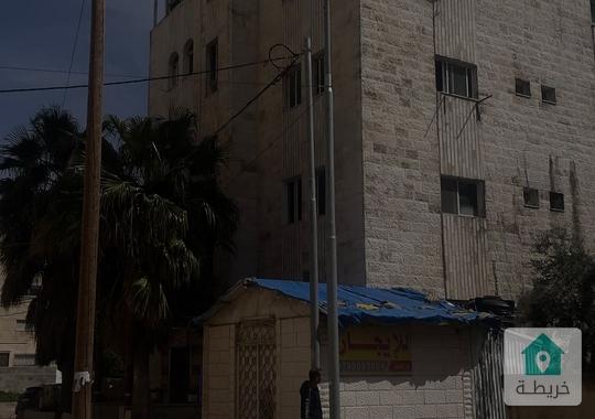 عماره 1200 م 29 شقه بلقرب من دوار القبه بس 400 الف قابل للتفاوض