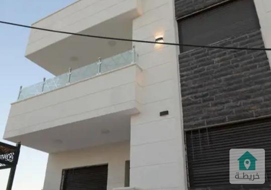 شقق ديلوكس للبيع 4شقق في المناطق المخدومة 
