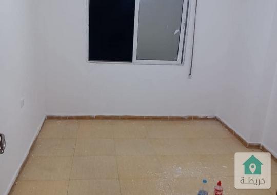 شقه استثماريه للبيع طلوع اربد مول مقابل مدارس دار العلوم
