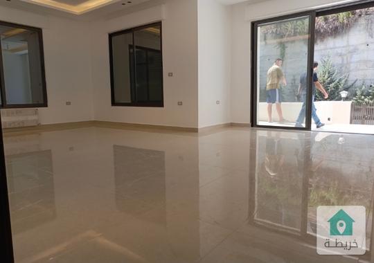 شقة ارضية ايجار في دابوق 180 متر