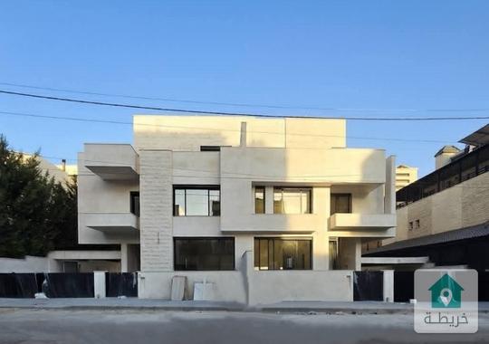 فيلا متلاصقة جديدة للبيع في دابوق 