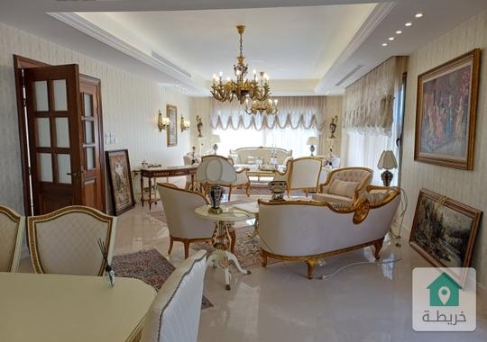 شقه شبه فيلا 485م - الرابيه للبيع 