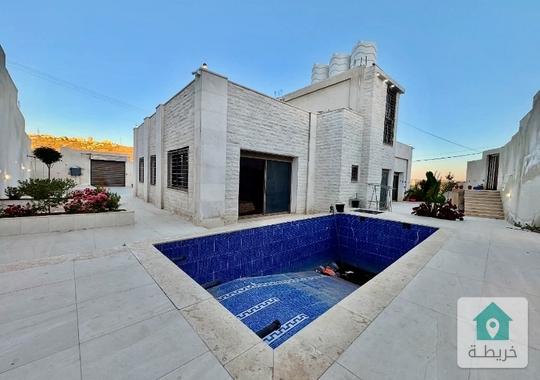 فيلا للبيع في أجمل مواقع مرج الحمام ذات اطلاله دائمه