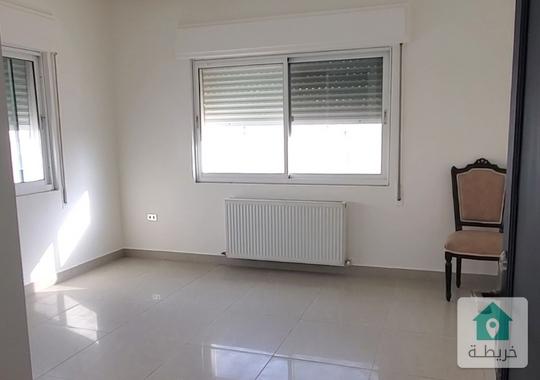 شقة للبيع في خلدا  قرب مدرسة المعارف  العواجانية 