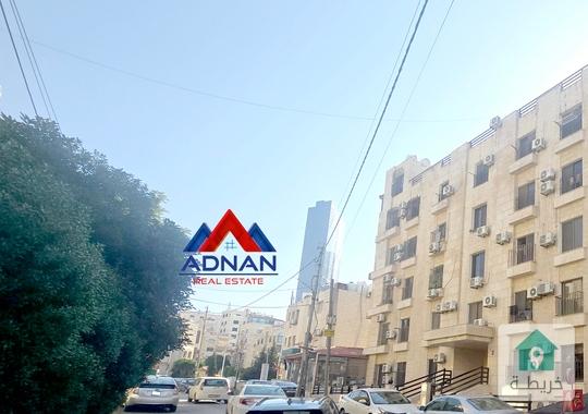 استديو 40 متر بسعر مغري للبيع حنو الصويفيه مقابل ام اذينه