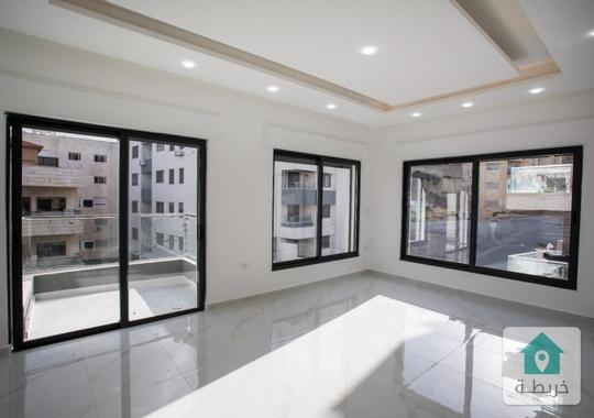  شقة دوبلكس طابق تالت مع روف  فاخرة للبيع في ضاحية الرشيد  مساحة إجمالية 200م بسعر  100 الف كاش 