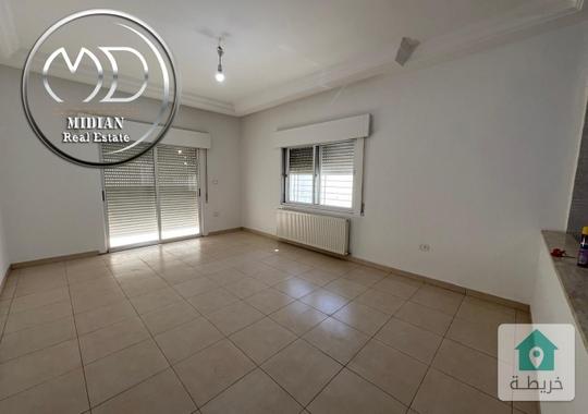 شقة شبه ارضي للبيع ضاحية الرشيد مساحة 240م 4 نوم جديدة لم تسكن بسعر مميز جدا