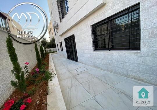 شقة شبه ارضي جديدة للبيع الصويفية مساحة 165م مع ترس و حديقة 150م تشطيبات سوبر ديلوكس بسعر مميز جدا