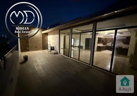 رووف فارغ للايجار ام السماق مساحة 120م مع ترس 50م تشطيبات سوبر ديلوكس اطلالة جميلة بسعر مميز